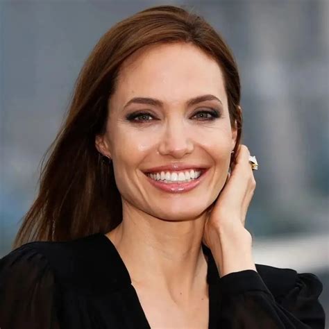 angelina jolie net worth forbes|angelina jolie e namorado.